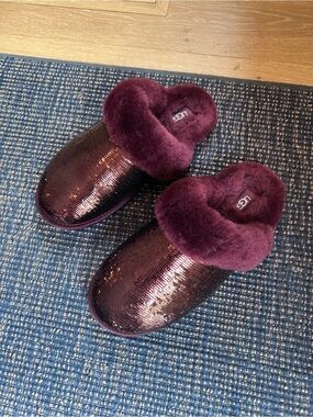 UGG Women's Sequin Slide Slipper in Burgundy